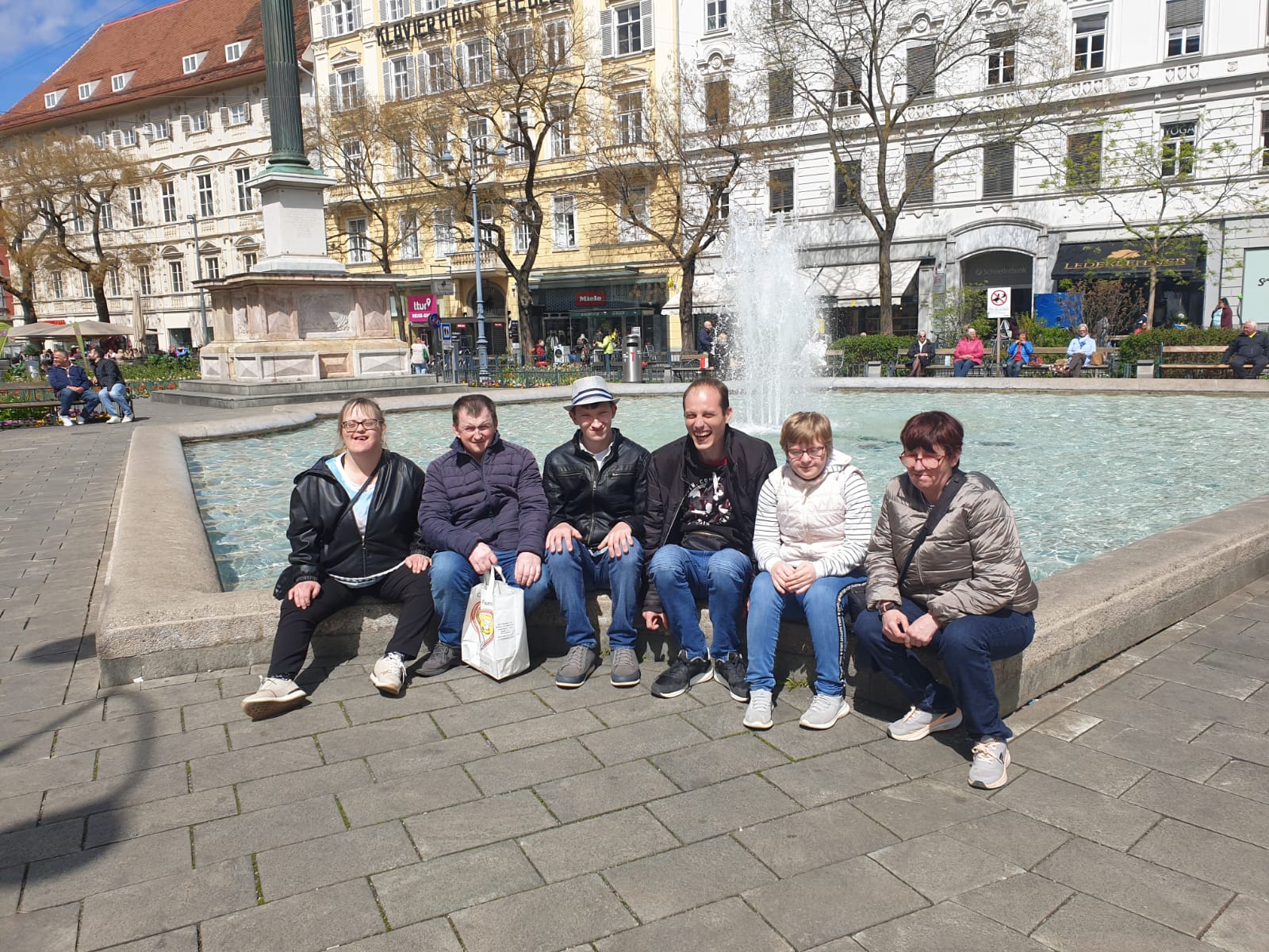 Die Postpartner*innen auf Sightseeing-Tour in Graz